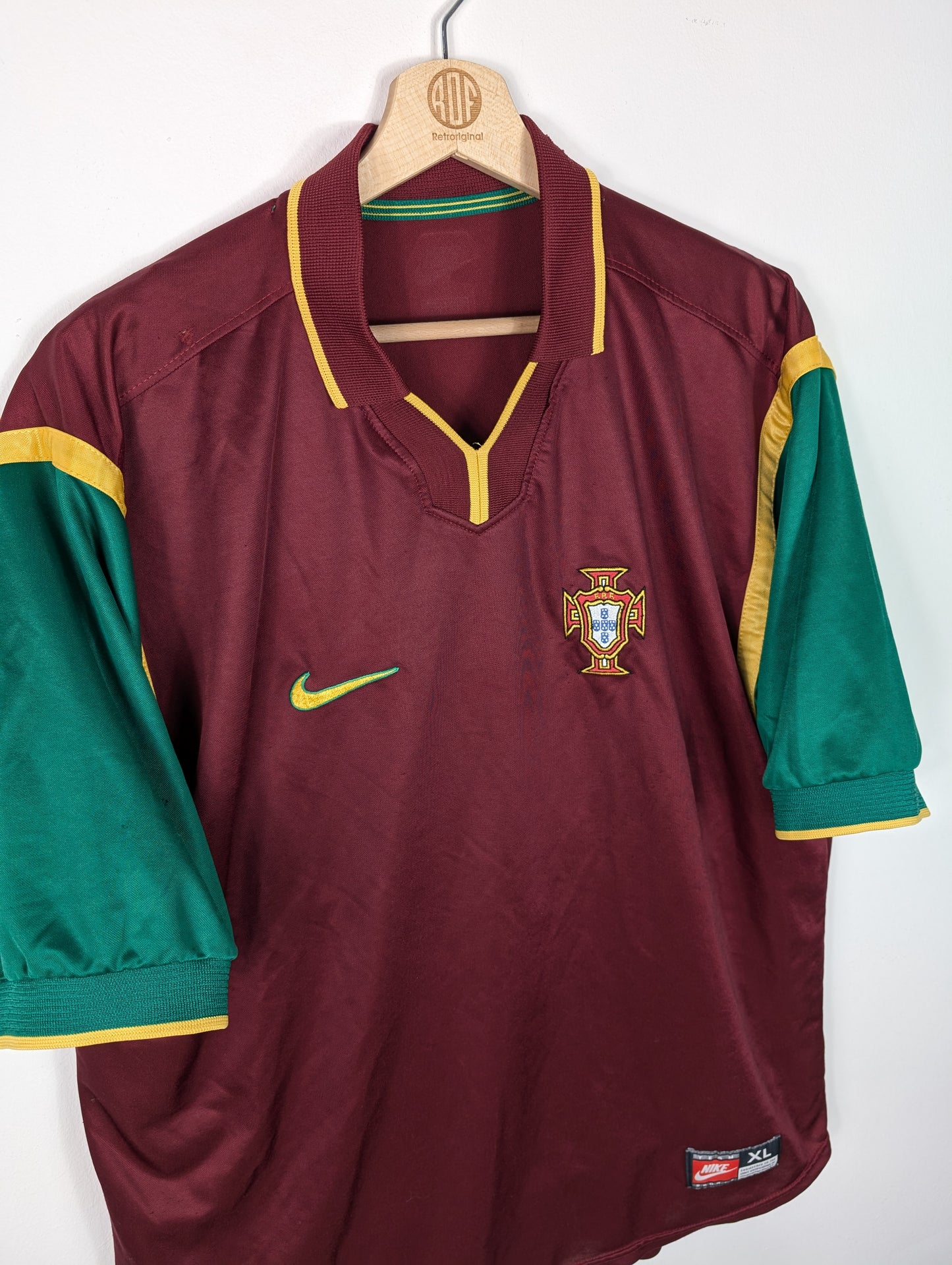 
                  
                    Original Portugal Home Jersey 1998-2000 - XL
                  
                