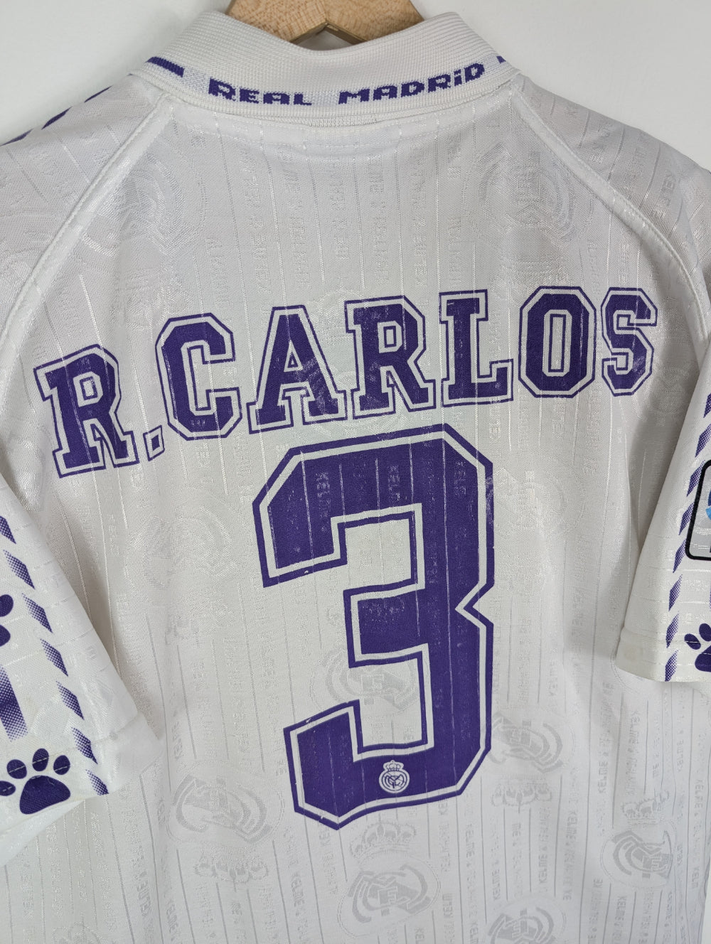
                  
                    Original Real Madrid CF Home Jersey 1996-1997 #3 Roberto Carlos - L
                  
                
