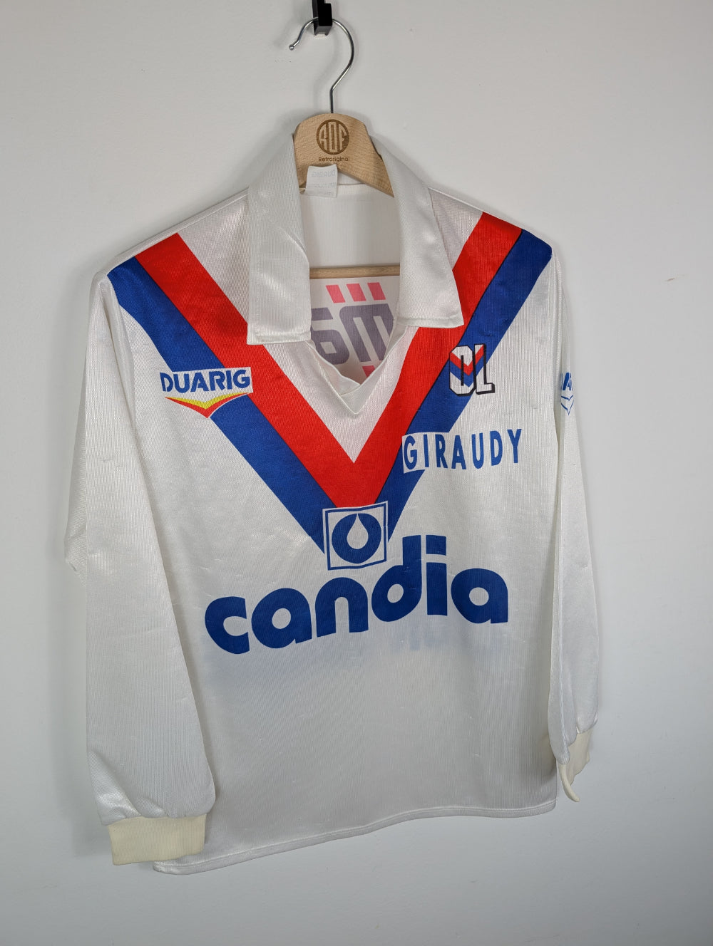 
                  
                    Original Olympique Lyon Home Jersey 1990-1991 - S
                  
                