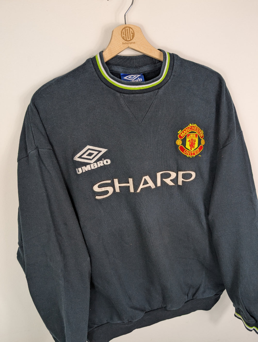 
                  
                    Original Manchester United FC Sweater 1998-1999 - M
                  
                