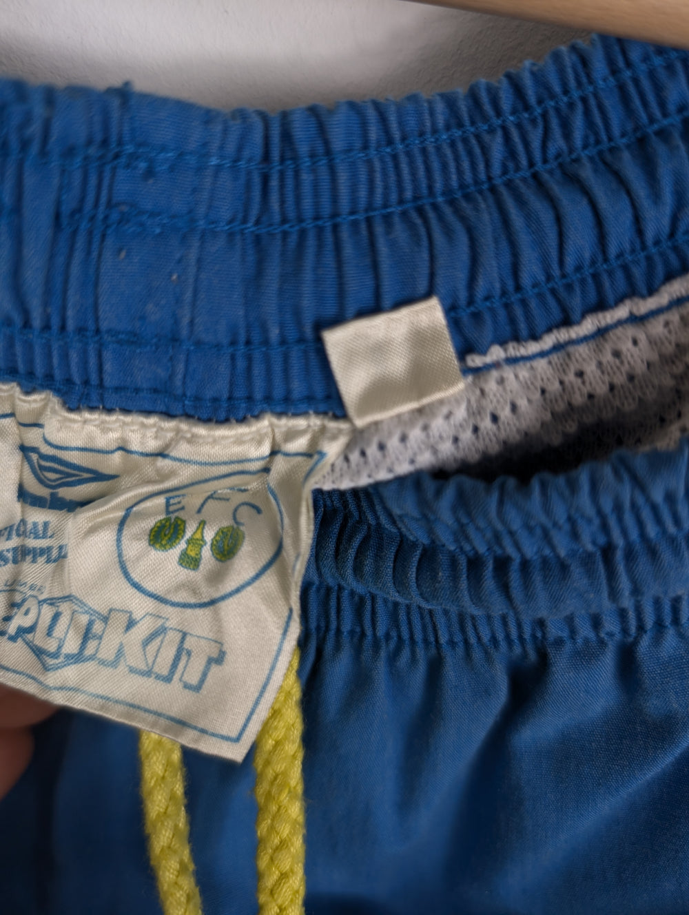 
                  
                    Original Everton FC Shorts 1990-1992 - L
                  
                