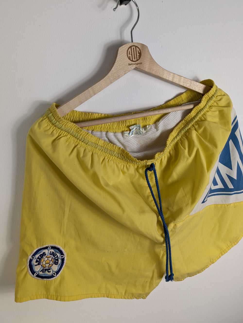 
                  
                    Original Leeds United FC Shorts 1990-1992 - L
                  
                