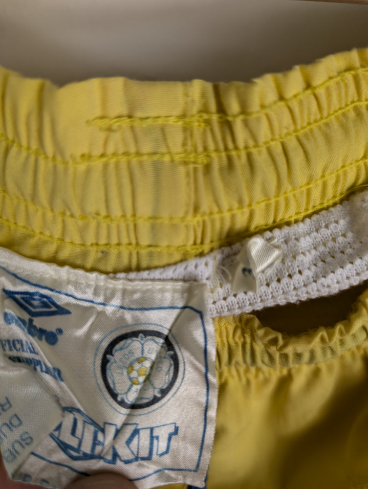 
                  
                    Original Leeds United FC Shorts 1990-1992 - L
                  
                