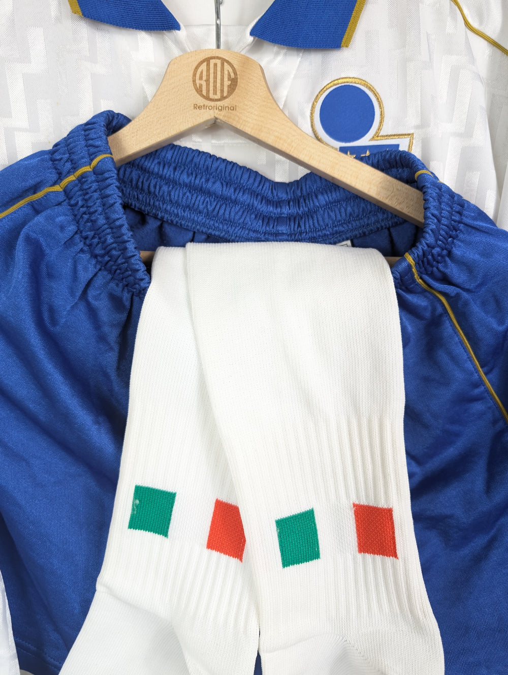 
                  
                    Original Italy *Matchworn U21 Full kit* Away Jersey 1995-1996 #4 - L
                  
                