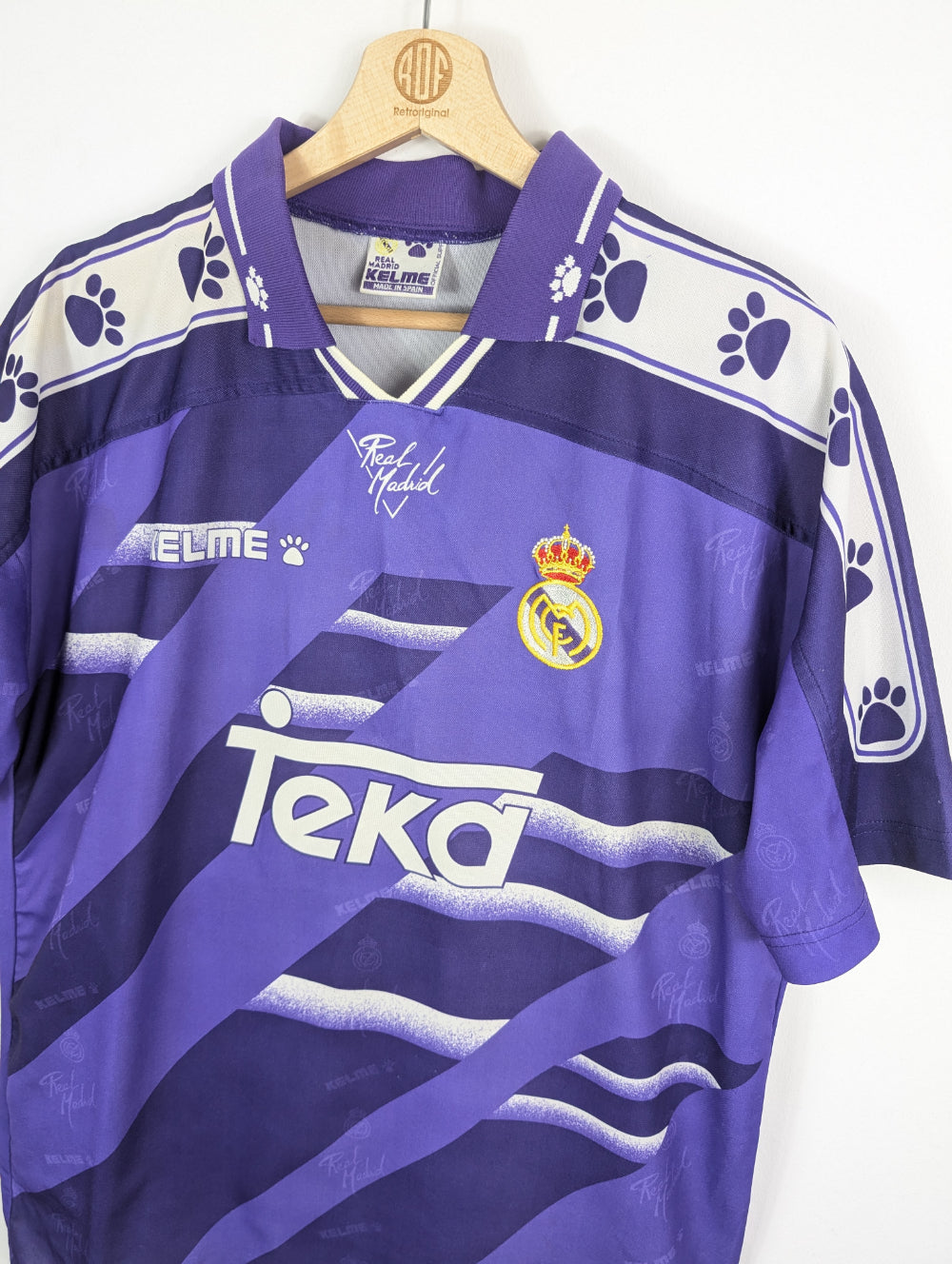 
                  
                    Original Real Madrid CF Away Jersey 1995-1996 - M
                  
                