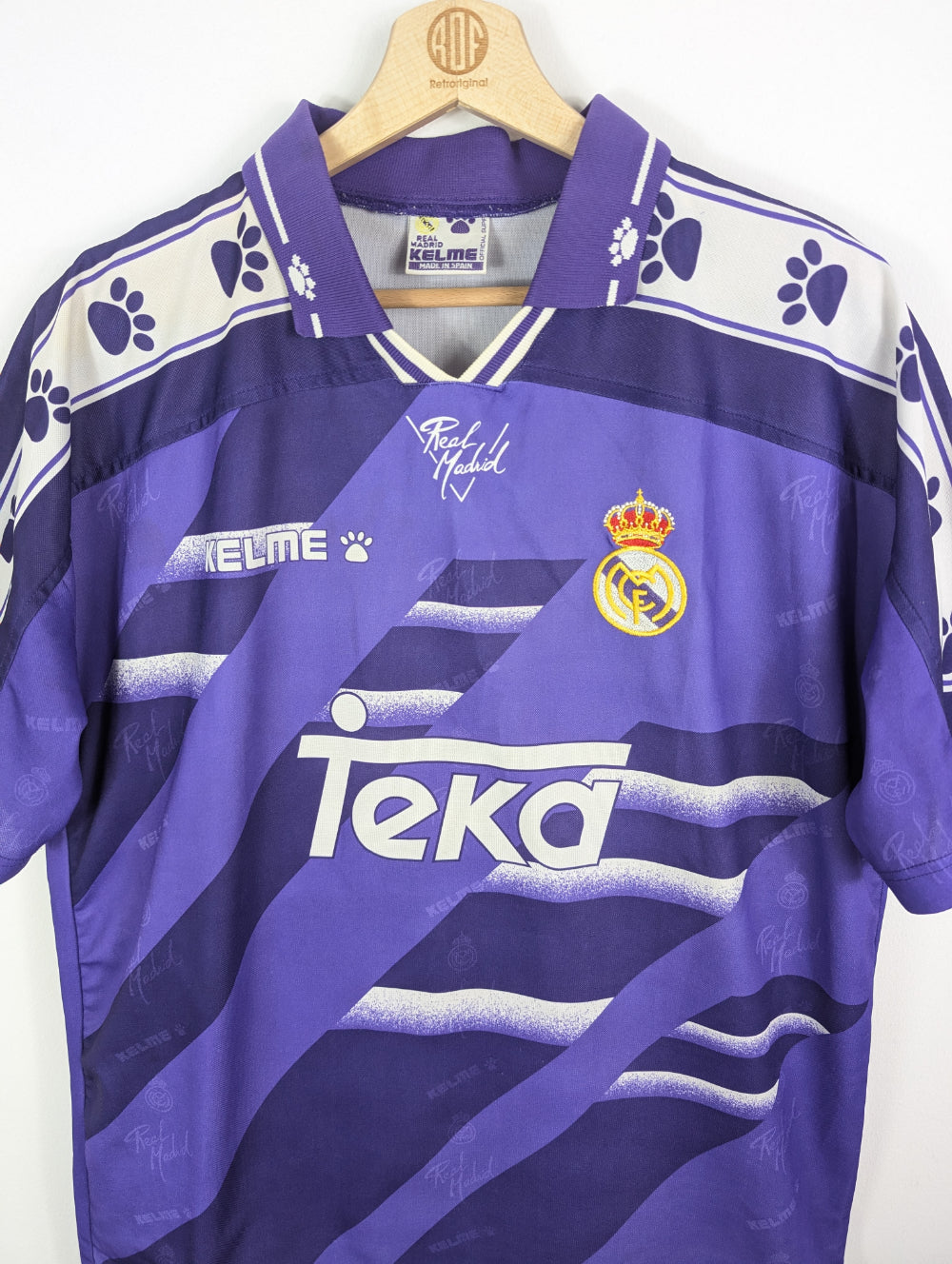 
                  
                    Original Real Madrid CF Away Jersey 1995-1996 - M
                  
                
