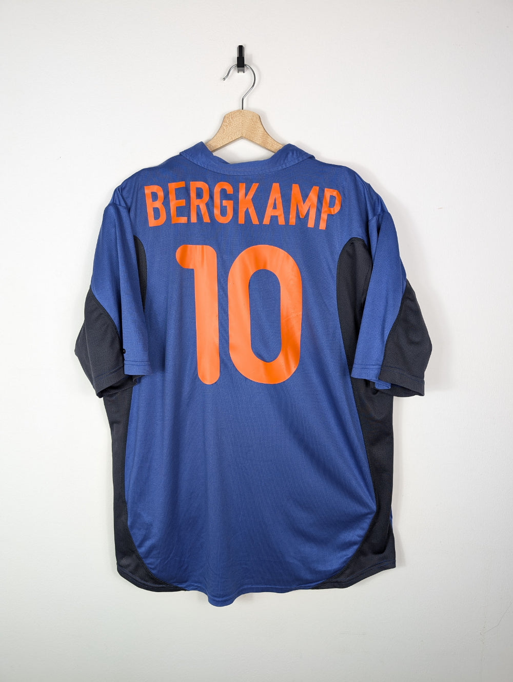 Original Holland Away Jersey 2000-2002 #10 Bergkamp - XL
