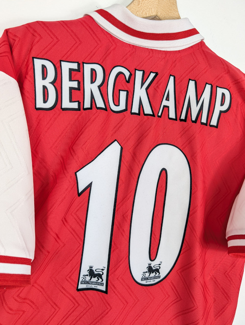 Original Arsenal FC Home Jersey 1996-1998 #10 Bergkamp - XL