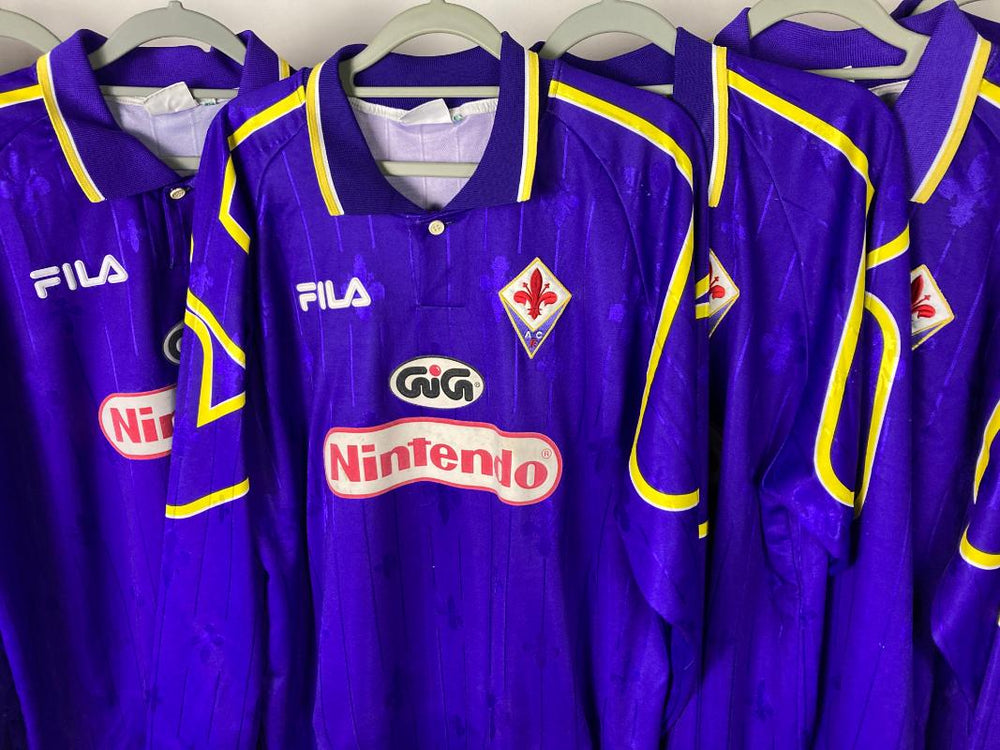 
                  
                    ACF Fiorentina 1997-1998 Matchworn Home
                  
                