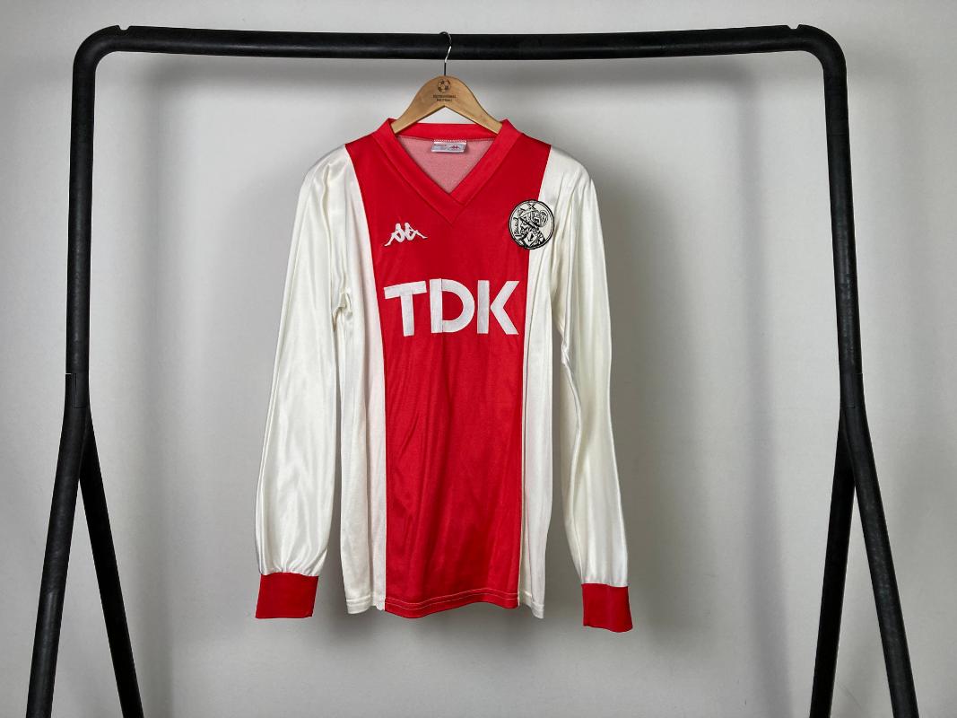
                  
                    AFC Ajax 1986-1987 Matchworn Home shirt Bergkamp/Witschge
                  
                
