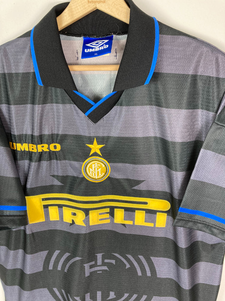 
                  
                    Original Inter Milan *Rare* Third Jersey 1997-1998 #16 West - XL
                  
                