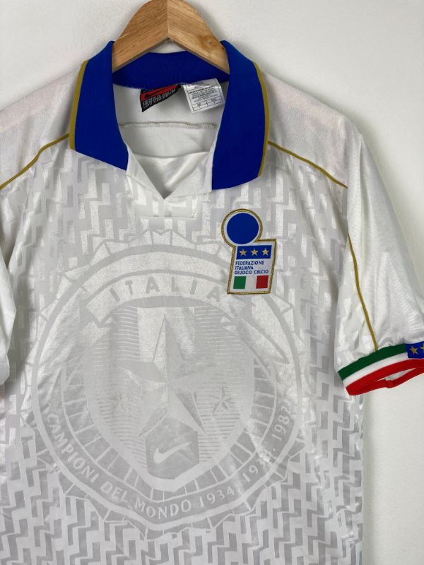 
                  
                    Original Italy *Matchworn* U21 Away Jersey & Short 1995-1996 #6 - L
                  
                