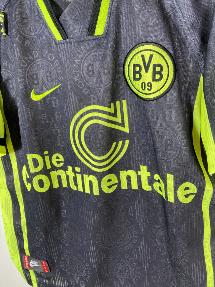 
                  
                    Original Borussia Dortmund Away Jersey 1996-1997 - L
                  
                