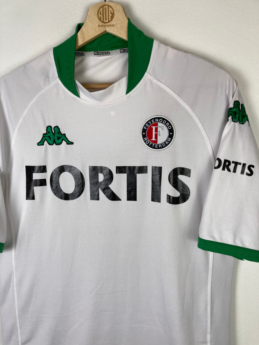 
                  
                    Original Feyenoord Rotterdam Away Jersey 2005-2006 - XL fits M
                  
                