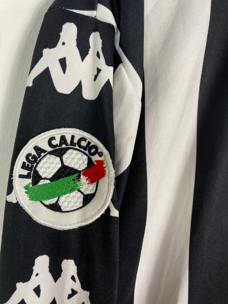 
                  
                    Original Juventus FC *Match-issue* Home Jersey 1999-2000 #2 Ferrara - XL
                  
                