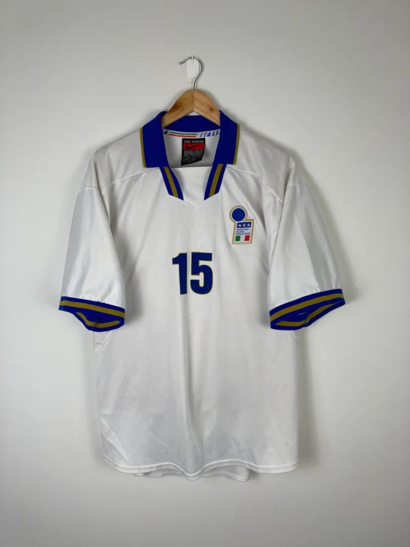 
                  
                    Original Italy *Match-issue* Away Jersey 1996-1998 #15 - XXL
                  
                