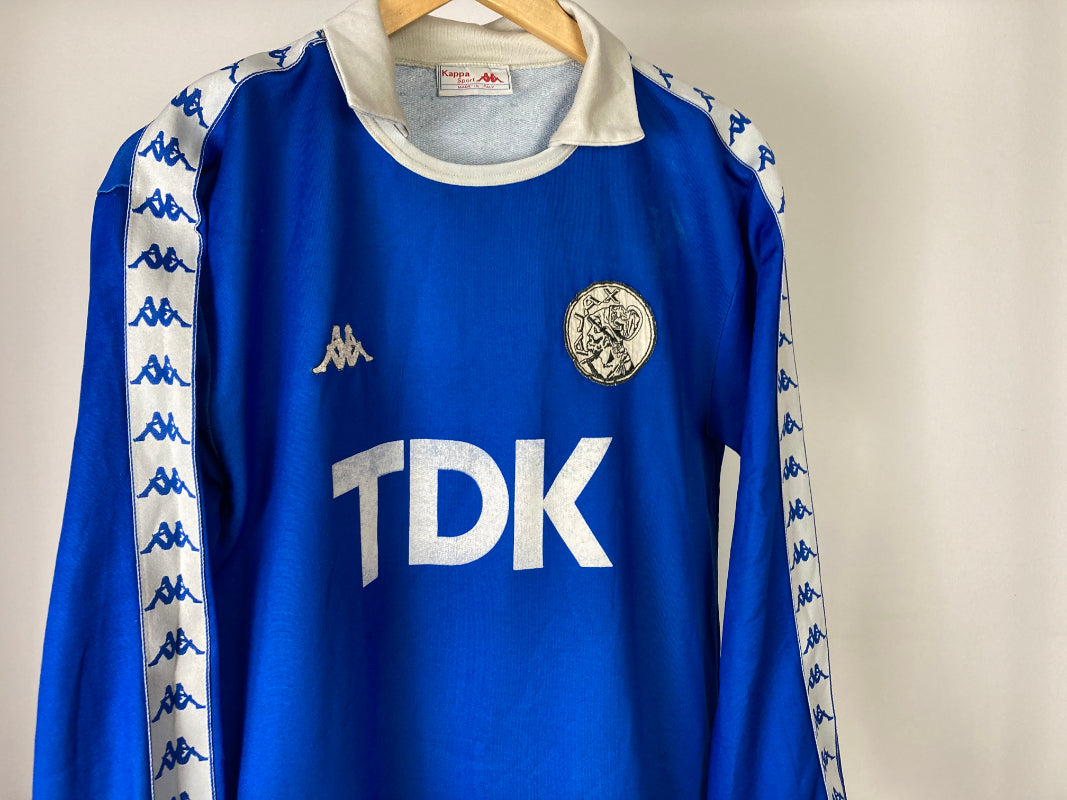 
                  
                    AFC Ajax 1988-1989 Away shirt
                  
                