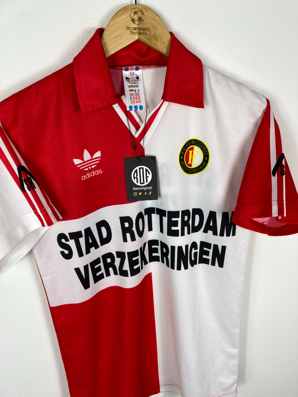 
                  
                    Original Feyenoord Home Jersey 1992-1993 - XS
                  
                