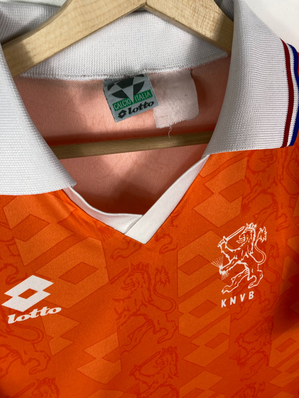 
                  
                    Original Holland Home Jersey 1992-1994 - M
                  
                