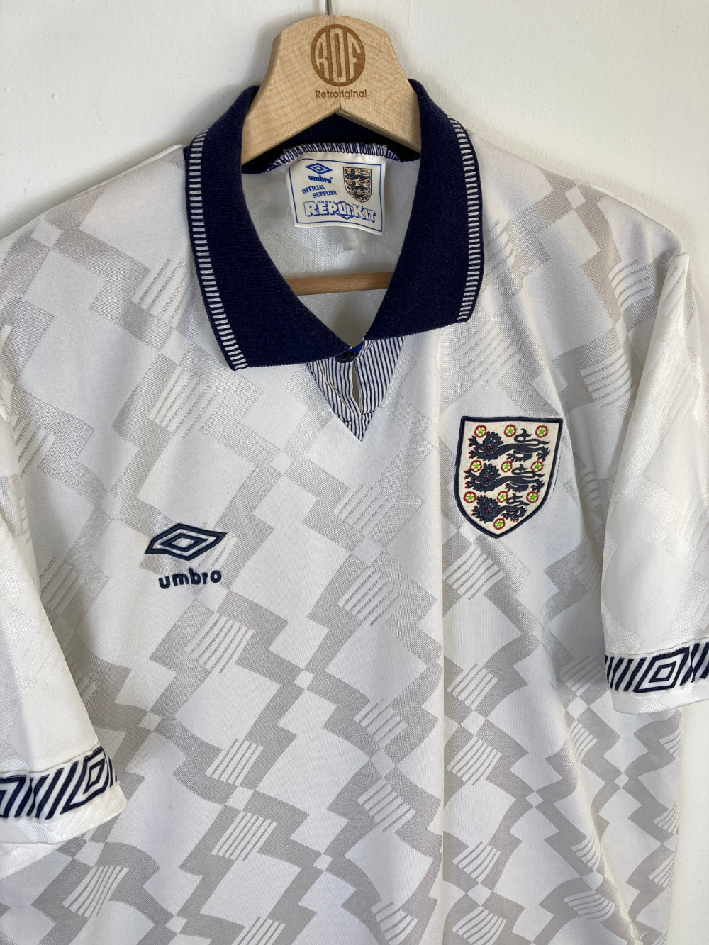 
                  
                    Original England Home Jersey 1990-1992 - M
                  
                