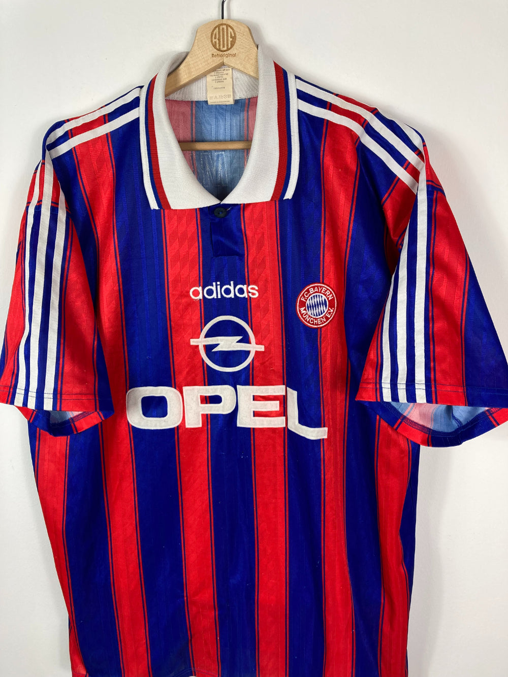 
                  
                    Original Bayern München FC Home Jersey 1995-1997 - XXL
                  
                