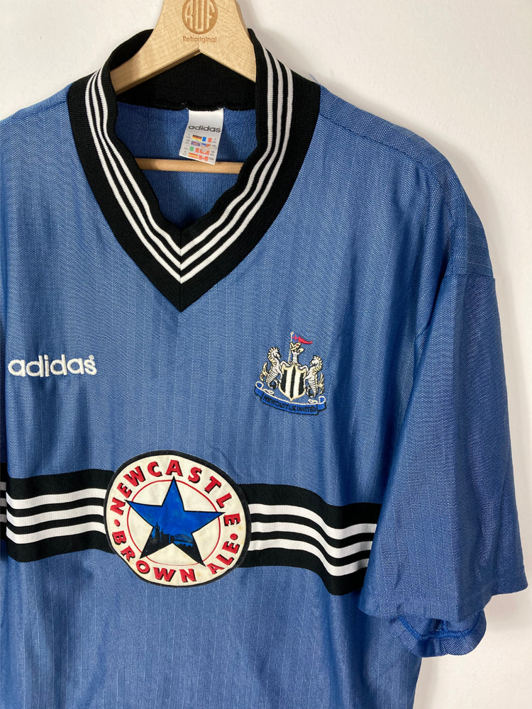 
                  
                    Original Newcastle United FC Away Jersey 1996-1997 - XXL
                  
                