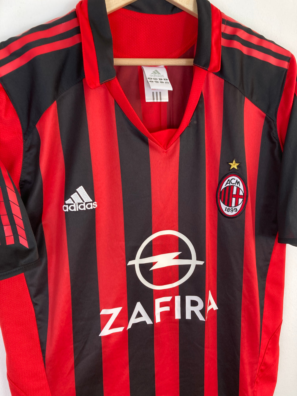 Original AC Milan Home Jersey 2005-2006 #32 Vieri - XL