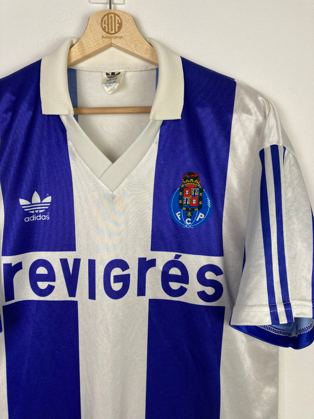 
                  
                    Original FC Porto Home Jersey 1990-1993 - L
                  
                