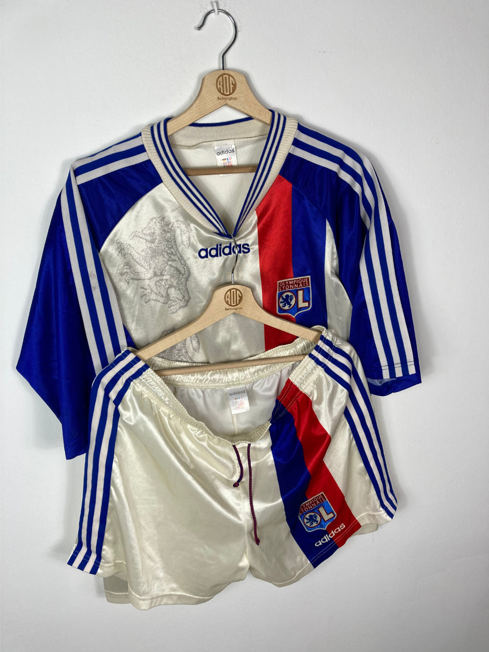 
                  
                    Original Olympique Lyon Kit 1996-1997 - L
                  
                