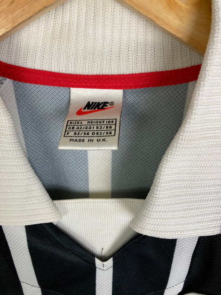 
                  
                    Original PSV Eindhoven Away Jersey 1997-1998 - L
                  
                