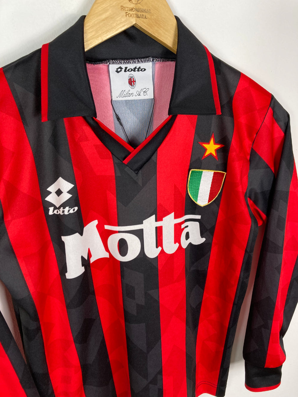 
                  
                    Original AC Milan Home Jersey 1993-1994 - Kids XL
                  
                