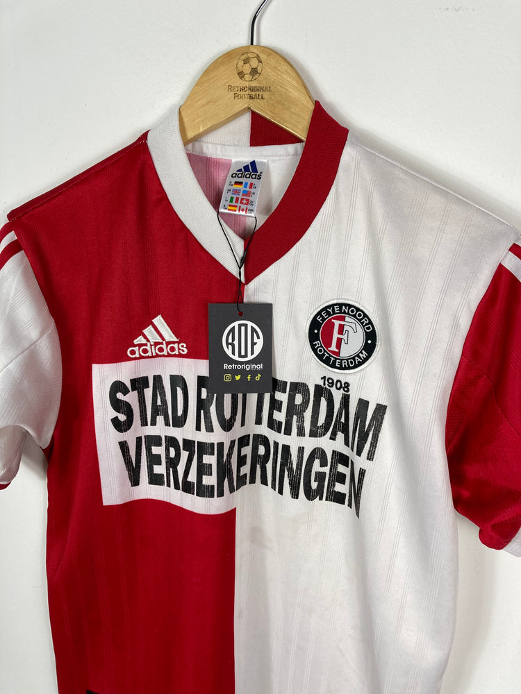 
                  
                    Original Feyenoord Home Jersey 1999-2000 - Kids 164
                  
                