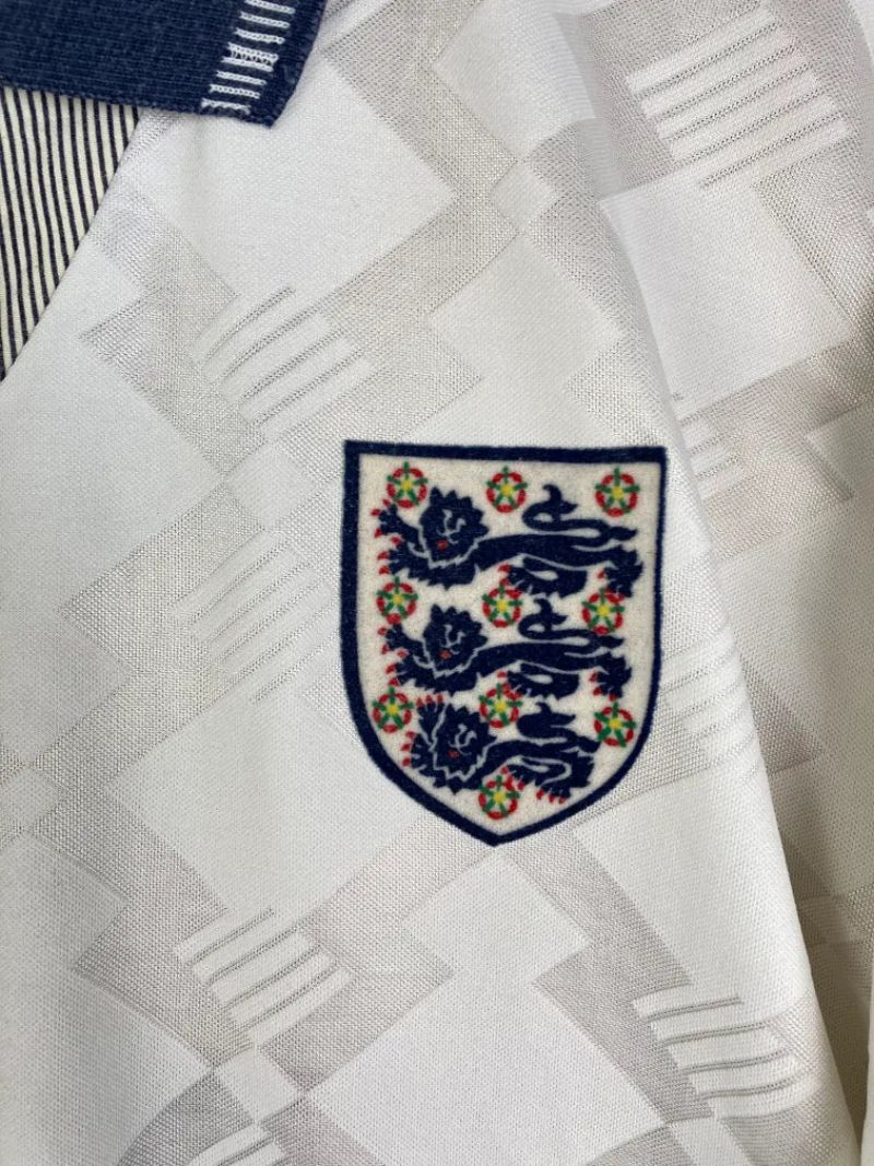 
                  
                    Original England Home Jersey 1990-1992 - L
                  
                