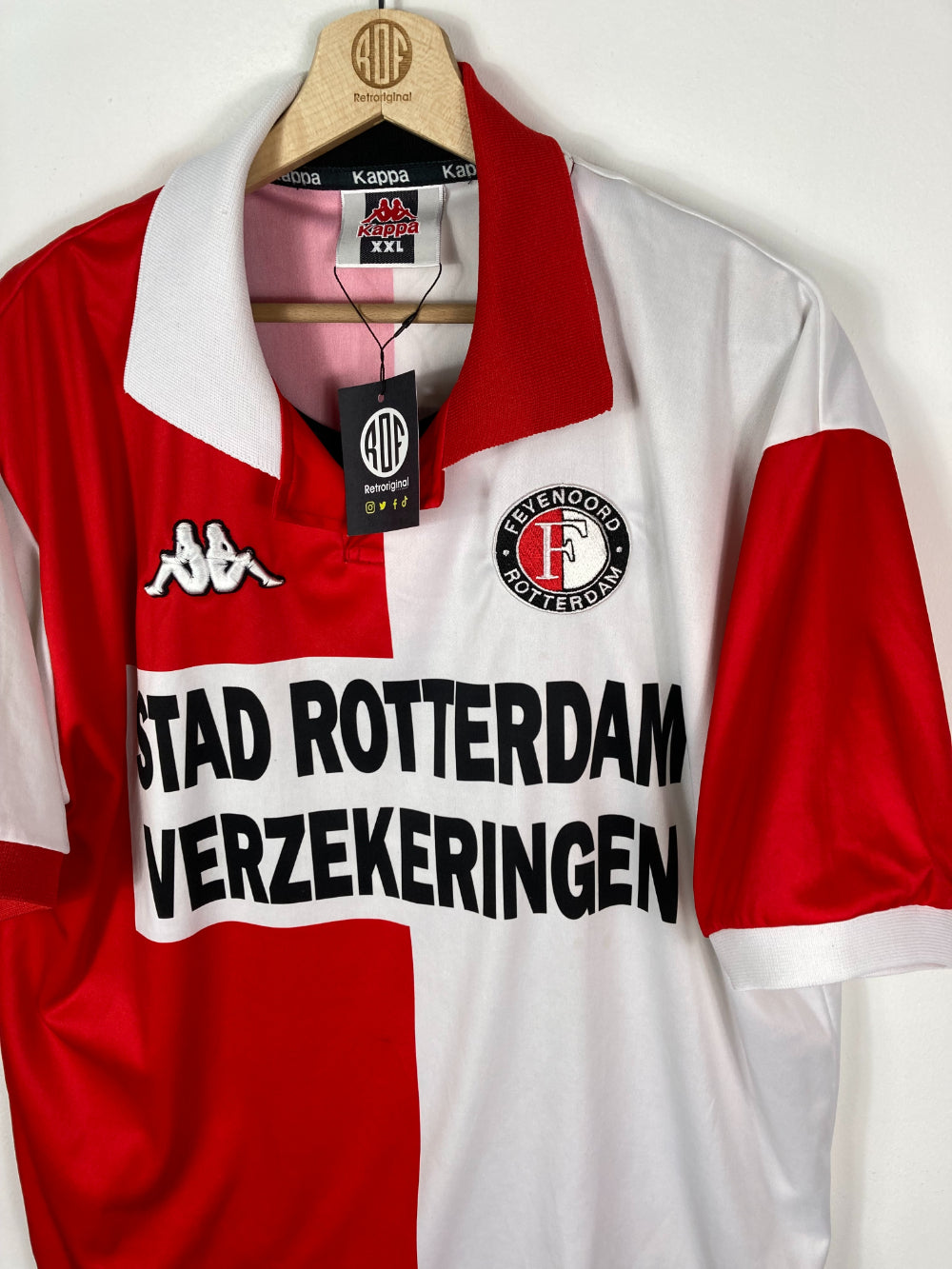 
                  
                    Original Feyenoord *28* Home Jersey 2000-2001 #Leonardo - XXL
                  
                