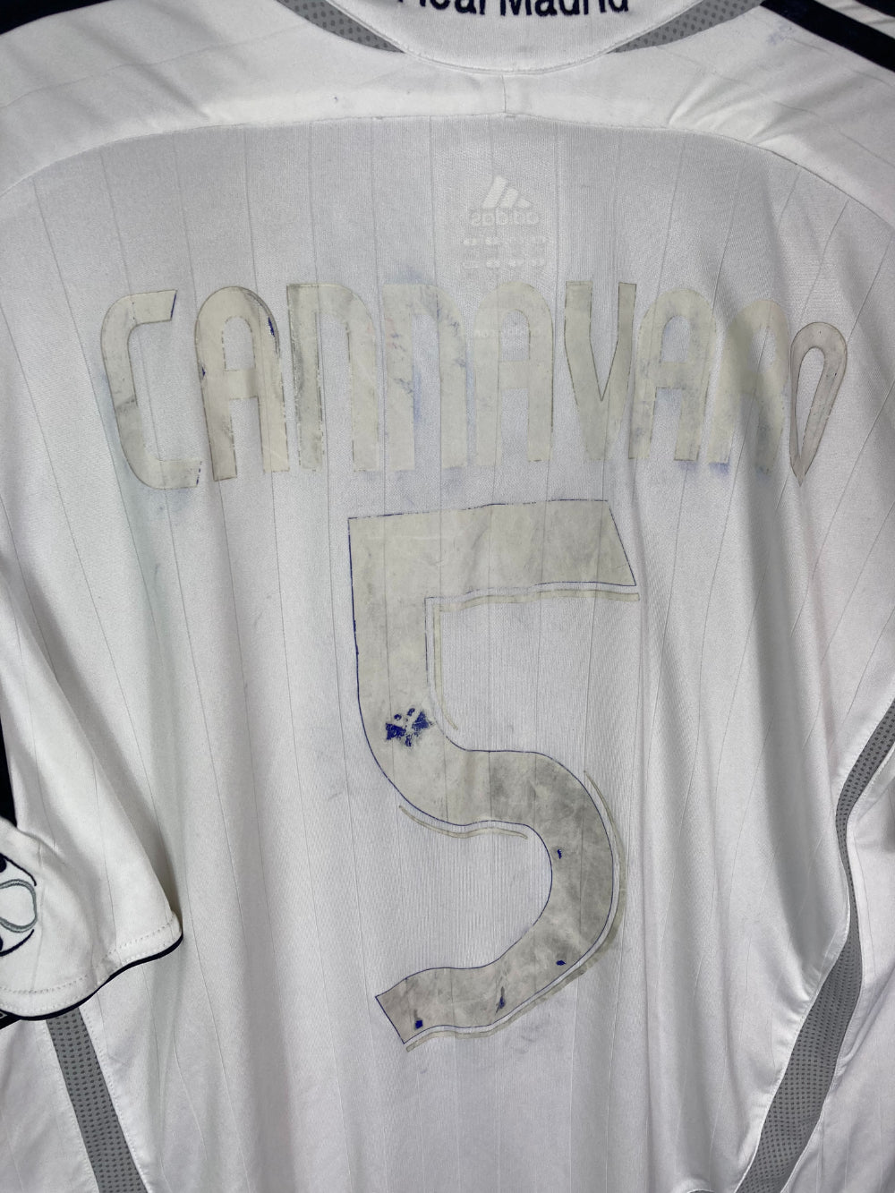 
                  
                    Original Real Madrid CF Home Jersey 2006-2007 #5 Cannavaro - L
                  
                