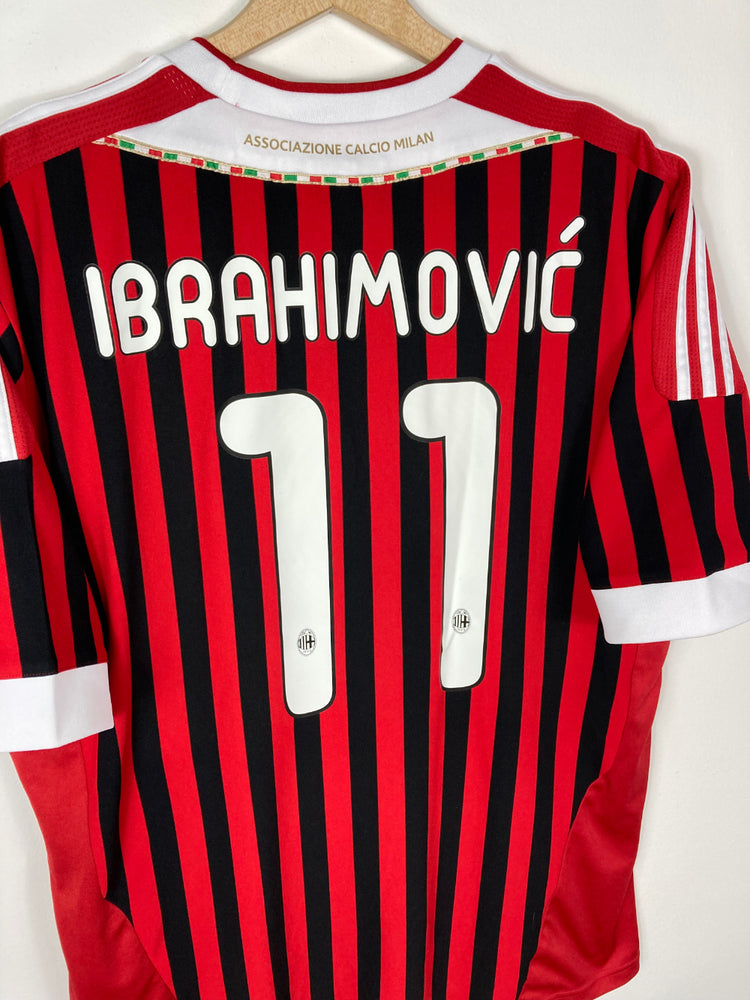 
                  
                    Original AC Milan Home Jersey 2011-2012 #11 Ibrahimovic - XL
                  
                