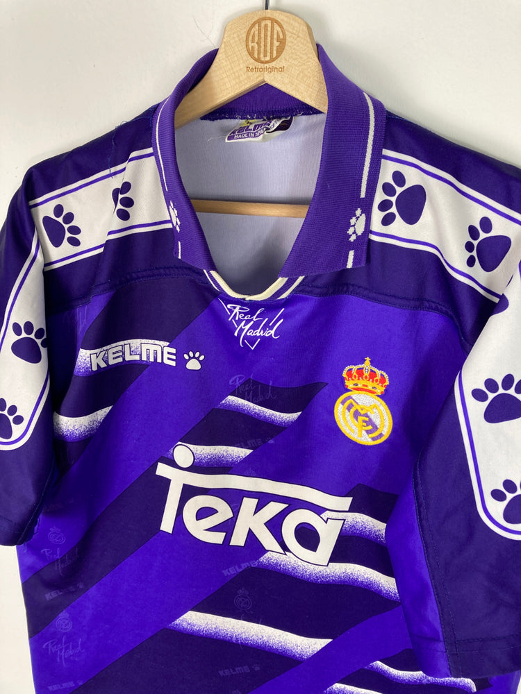 
                  
                    Original Real Madrid CF Away Jersey 1995-1996 - L
                  
                