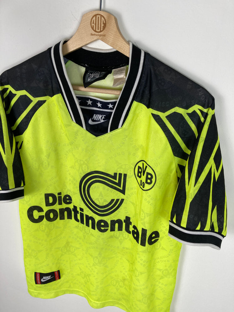 
                  
                    Original Borussia Dortmund Home Jersey 1994-1995 #9 Chapuisat - S
                  
                