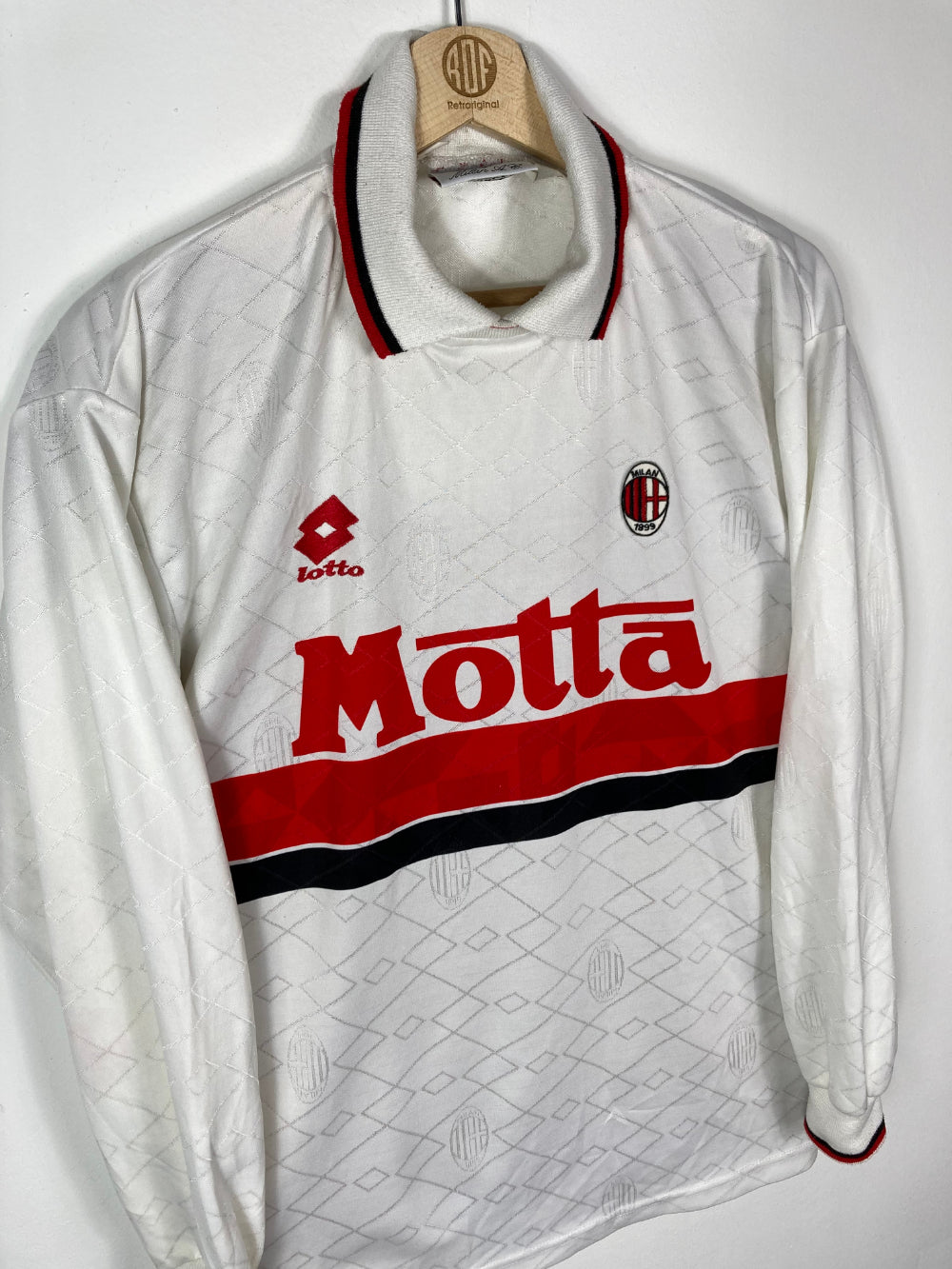 
                  
                    Original AC Milan *Player issue* Away Jersey 1993-1994 - M
                  
                