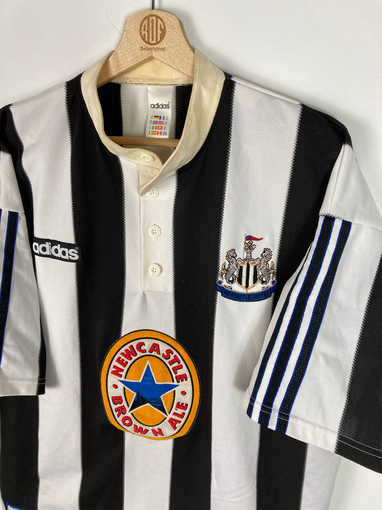 
                  
                    Original Newcastle United FC Home Jersey 1995-1997 - XL
                  
                