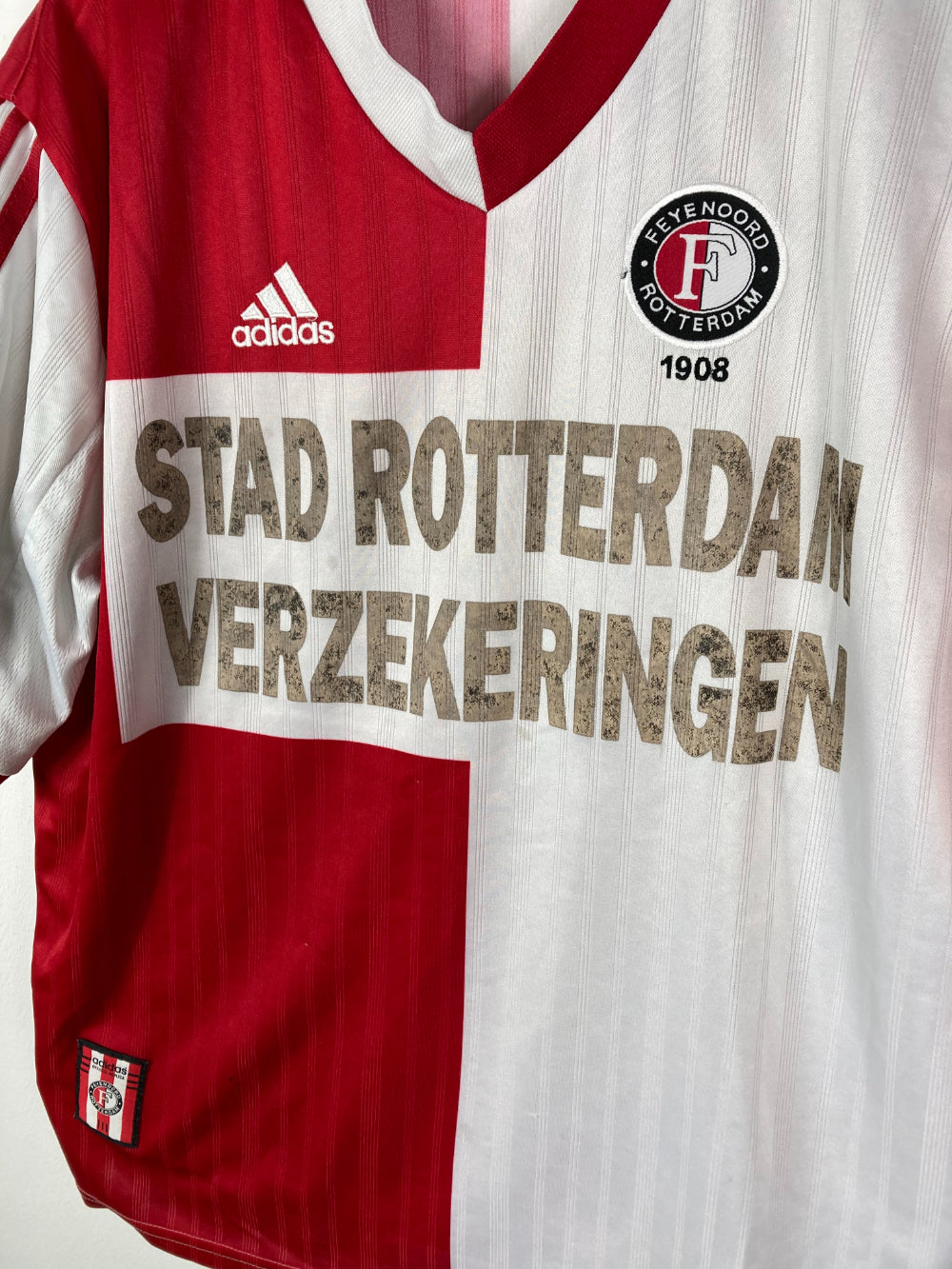 
                  
                    Original Feyenoord Home Jersey 1999-2000 - M
                  
                