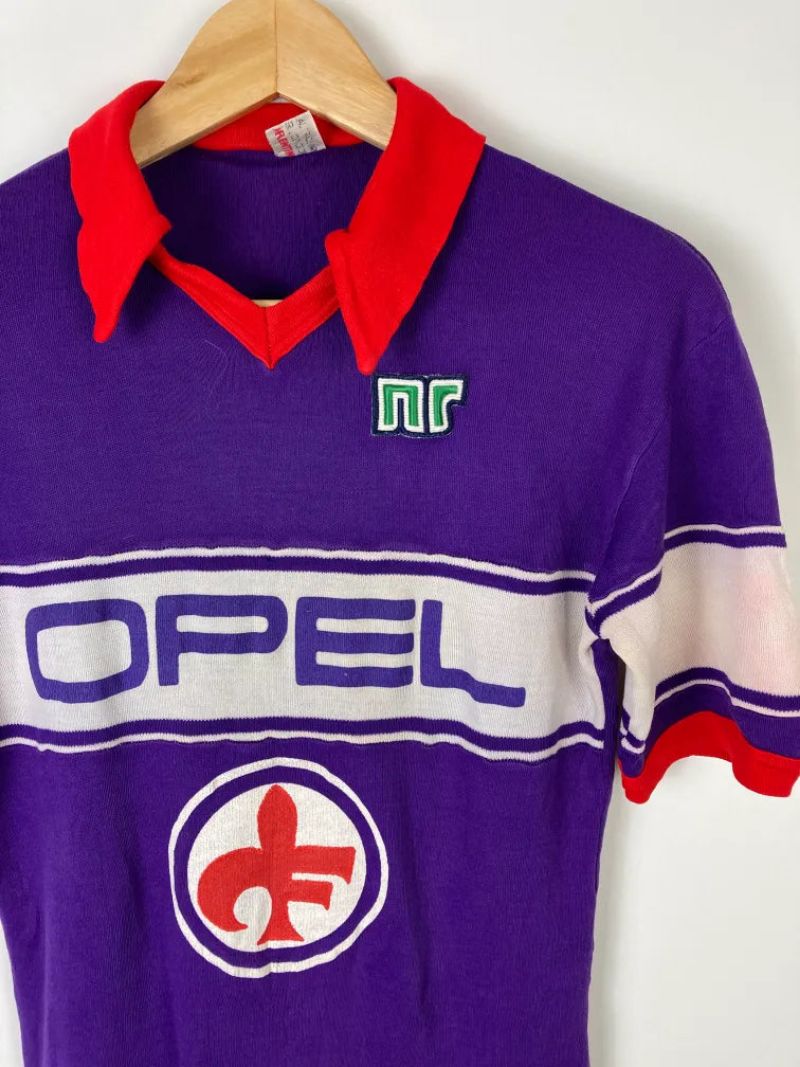 
                  
                    Original ACF Fiorentina Home Jersey 1984-1985 - M
                  
                