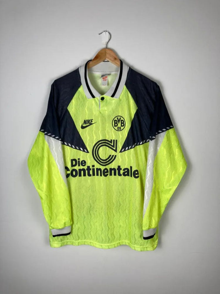 
                  
                    Original Borussia Dortmund Home Jersey 1990-1991 #8 of Steffan Karl  - XL
                  
                