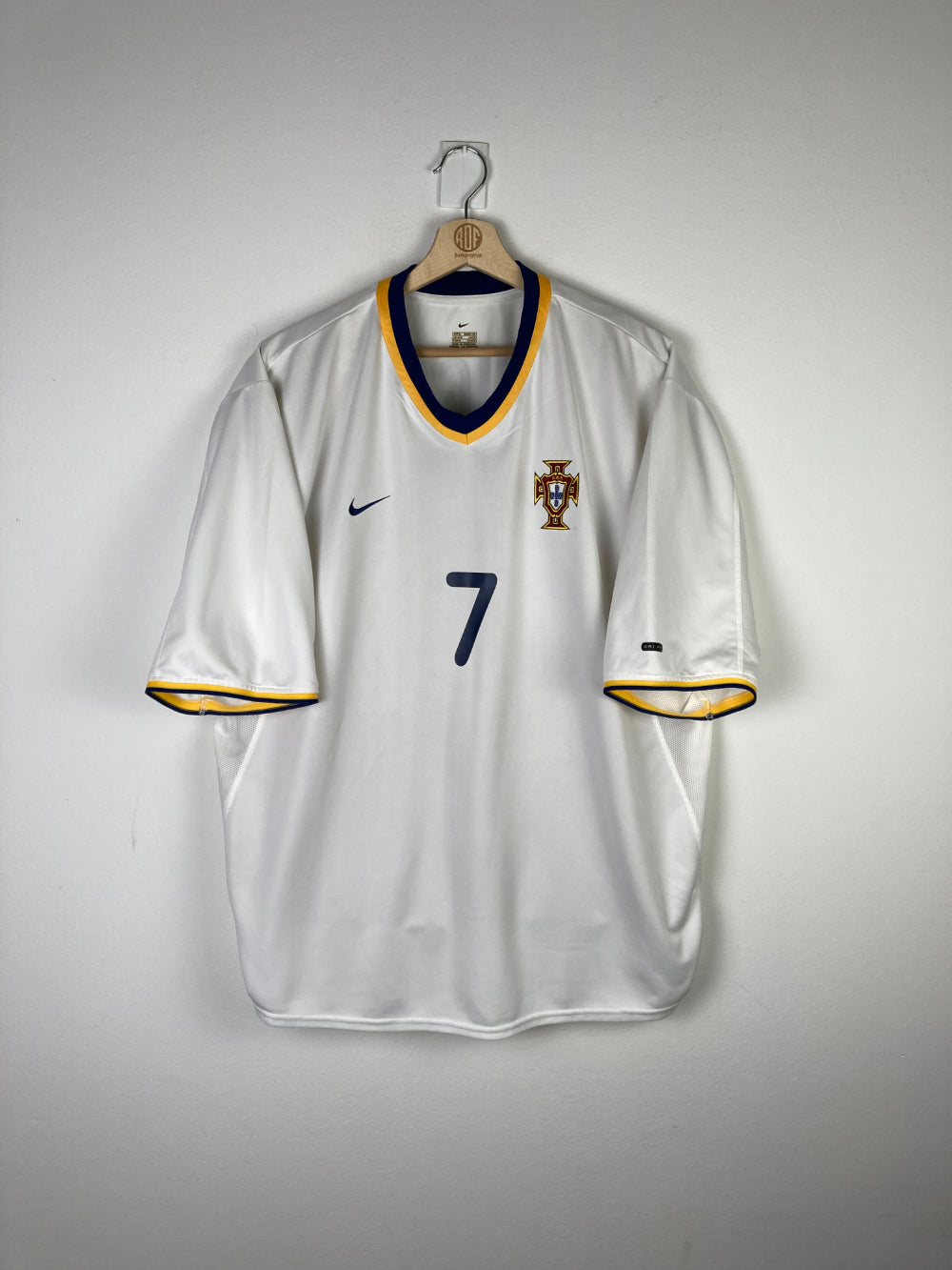 
                  
                    Original Portugal Away Jersey 2000-2001 #7 of Luís Figo - XL
                  
                