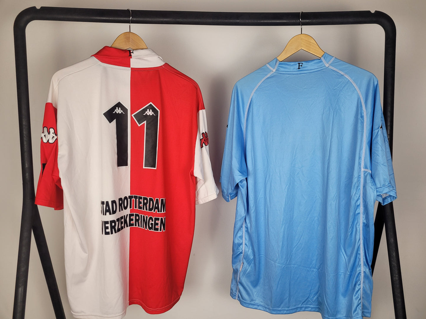 KAPPA - RARE Maillot Feyenoord Rotterdam - Sans Manche - Taille Medium - 2004 EUR 90,00 - FR KAPPA - RARE Maillot Feyenoord Rotterdam - Sans Manche - Taille Medium - 2004 EUR 90,00 - FR