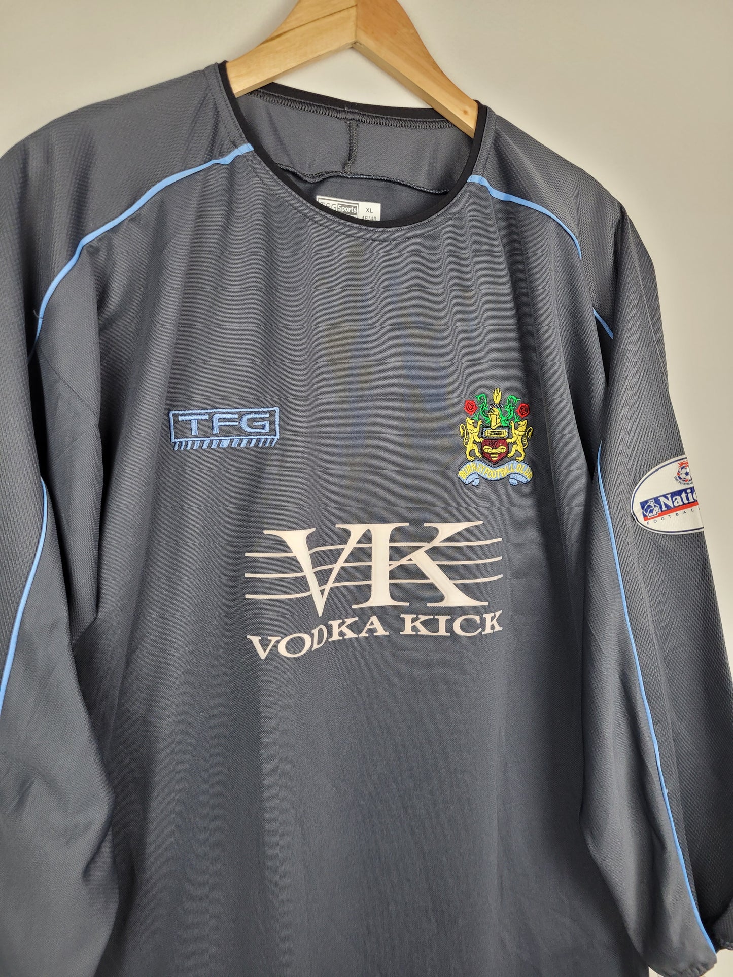 
                  
                    Original Burnley F.C. *Match-Issued* Keeper Jersey #25 of Wood 2003-2004 - XL
                  
                