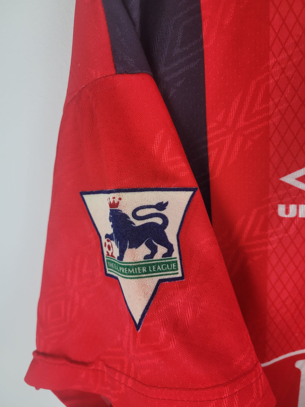 The new Nottingham Forest 'home' shirt: the Garibaldi red returns to shine  on Premier League pitches