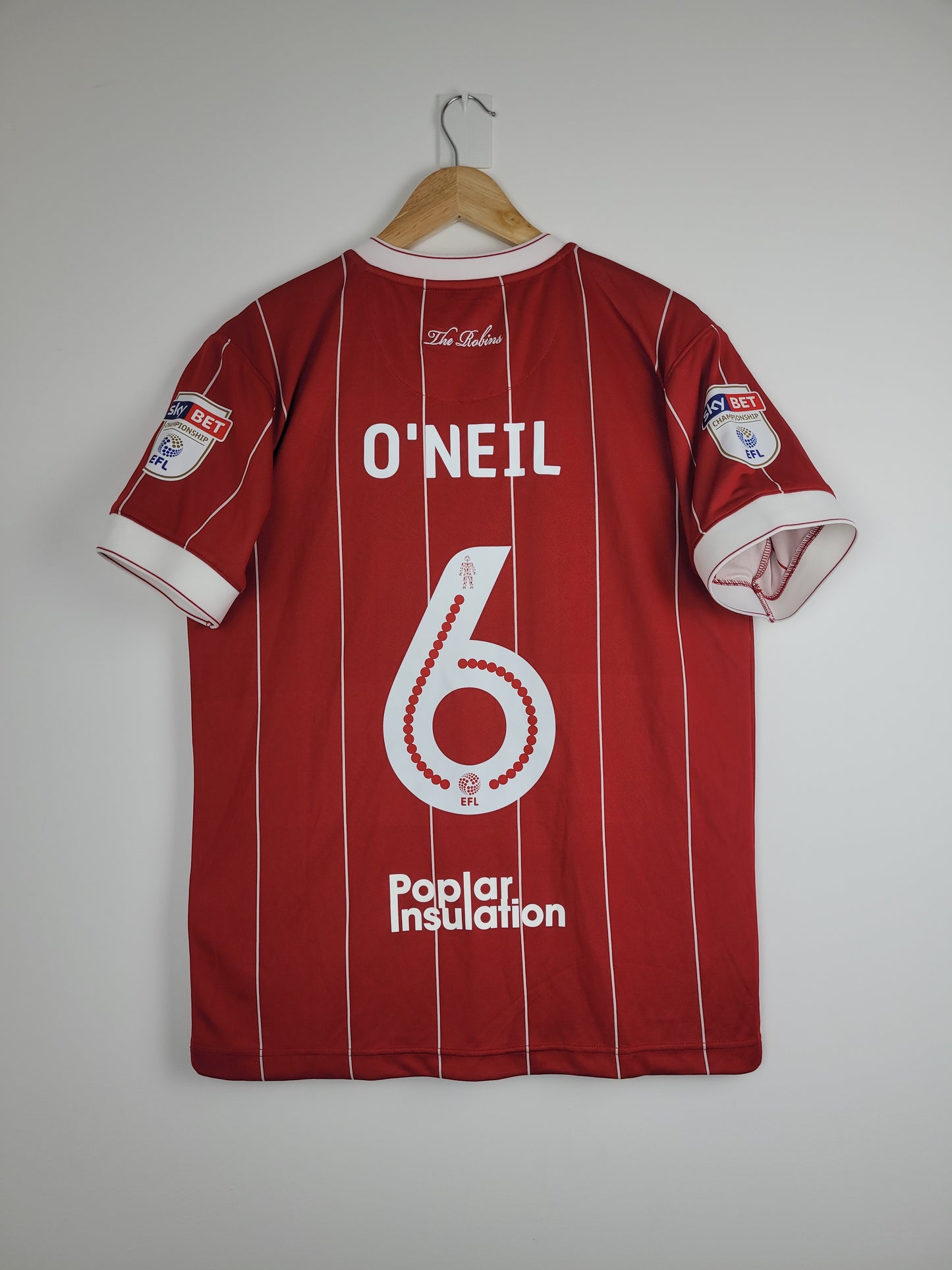 
                  
                    Original Bristol City FC *Matchworn* Home Jersey #6 O'Neill 2017-2018 - S fits M/L
                  
                