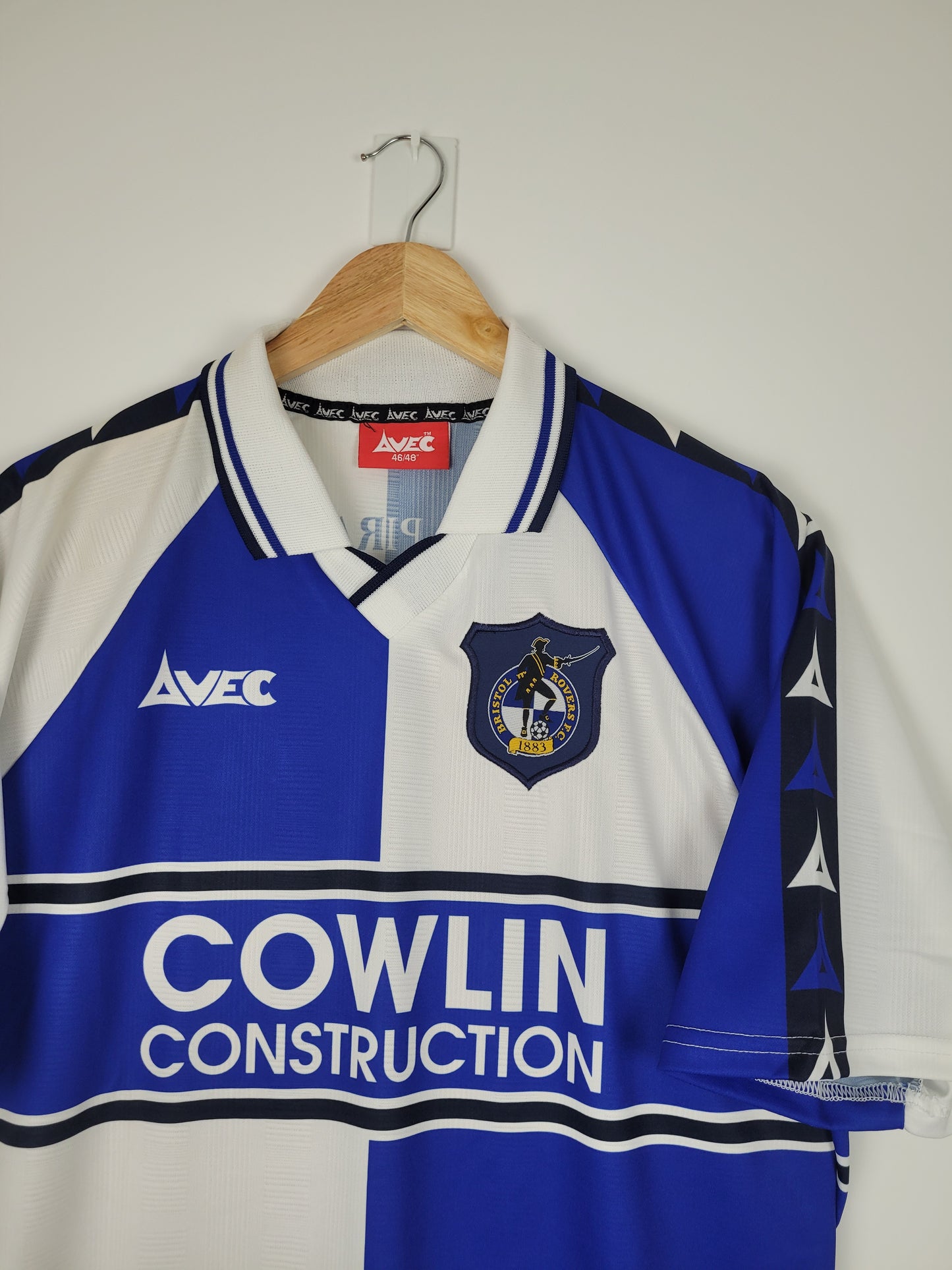
                  
                    Original Bristol Rovers F.C. Home Jersey 1999-2001 - XL
                  
                